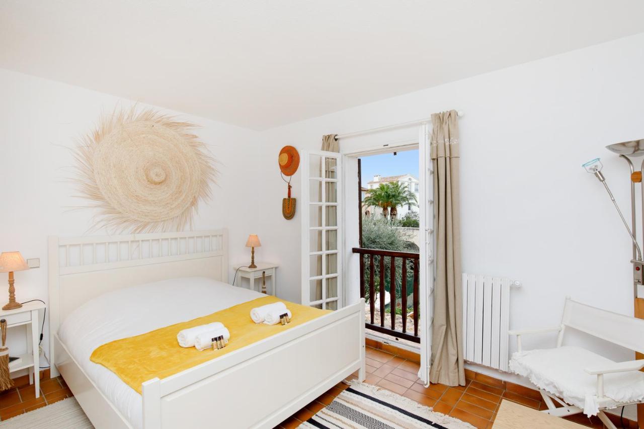 Grimaud 4 Vents Yourhosthelper Esterno foto
